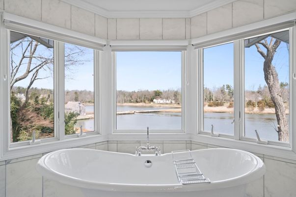 Bathroom, Free Standing Baths, Interior, Water