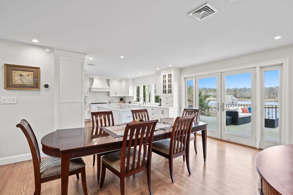Dining room, Interior, Kitchen, Recessed Lighting, Wood Texture Flooring
