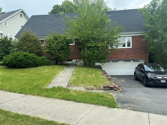 Attached, Exterior, Facade, Brick Facade, Cape Cod