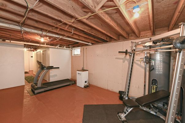 Fitness Equipment, Interior, Wooden Beams, Wooden Ceilings