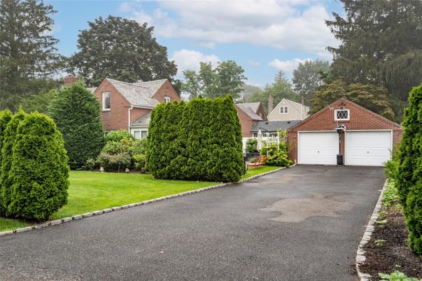 Attached, Detached Garage, Exterior, Facade, Cape Cod