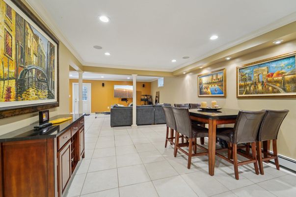 Dining room, Interior, Living room, Recessed Lighting