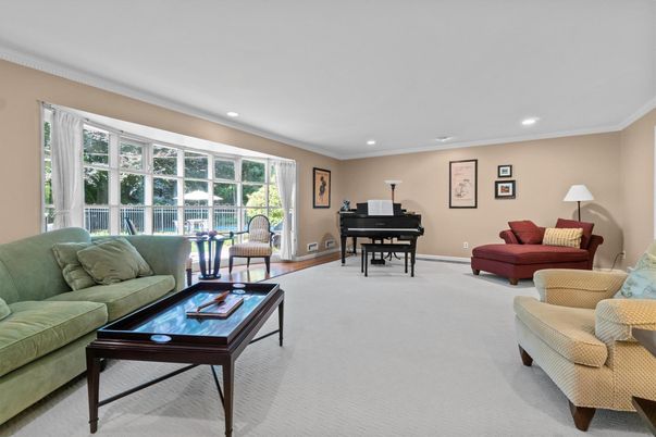 Interior, Living room, Piano, Recessed Lighting