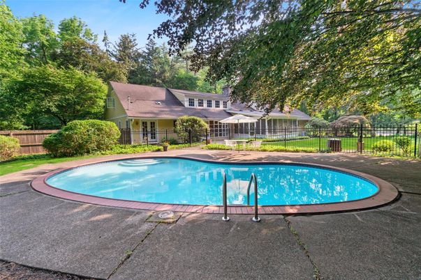 Exterior, Pool, Solar Panels