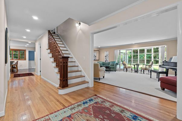 Interior, Living room, Piano, Recessed Lighting, Wood Texture Flooring