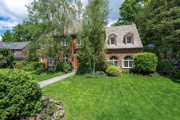 Backyard, Exterior, Facade, Brick Facade, French Provincial