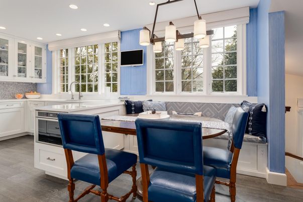 Chandelier, Dining room, Interior, Kitchen, Recessed Lighting, Wood Texture Flooring