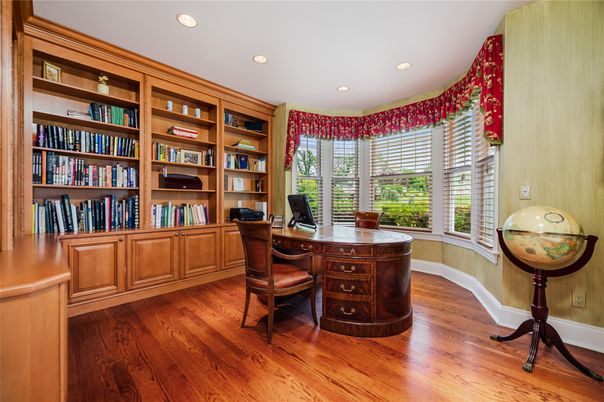 Home Office, Interior, Recessed Lighting, Wood Texture Flooring