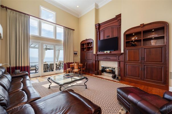 Fireplace, Interior, Living room, Recessed Lighting, Water