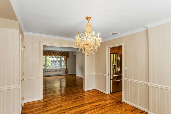 Chandelier, Empty room, Interior, Wood Texture Flooring