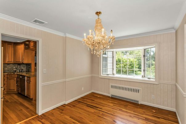 Chandelier, Interior, Kitchen, Wood Texture Flooring
