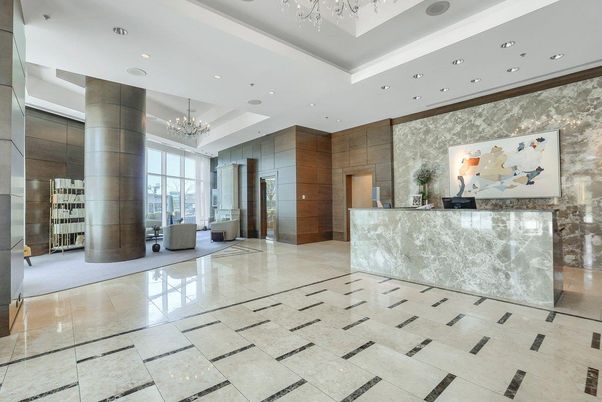 Chandelier, Elevator, Interior, Recessed Lighting