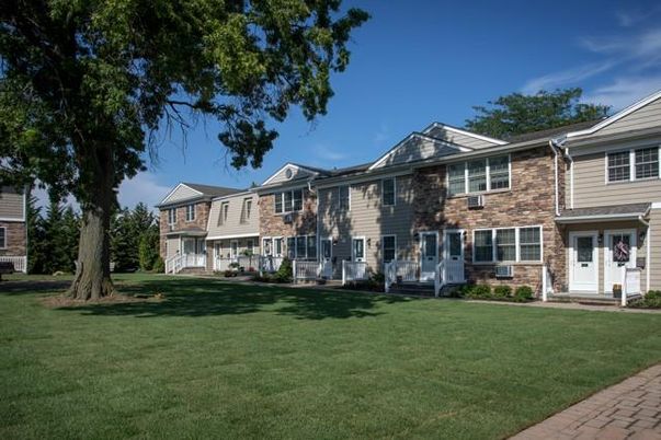 Backyard, Exterior, Facade, Brick Facade, Rowhouse