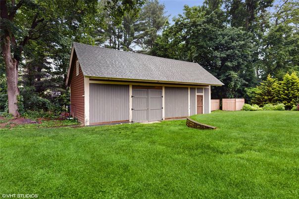 Backyard, Detached Garage, Exterior