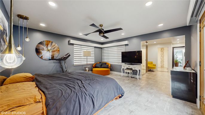 Bedroom, Interior, Pendant Lights, Recessed Lighting
