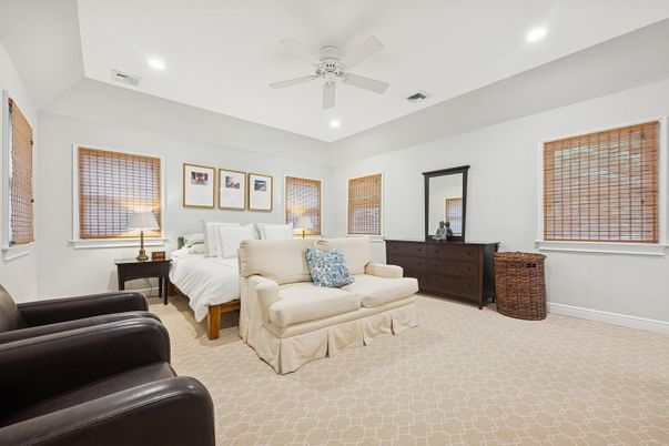 Bedroom, Interior, Living room, Recessed Lighting