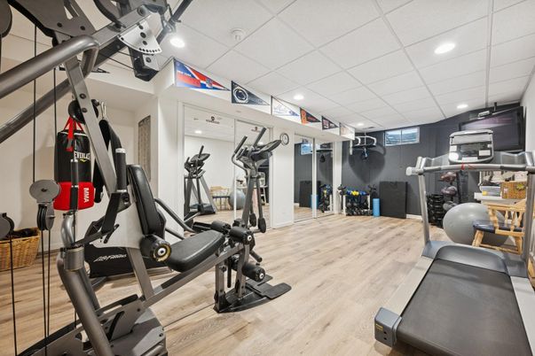 Fitness Equipment, Interior, Recessed Lighting, Wood Texture Flooring