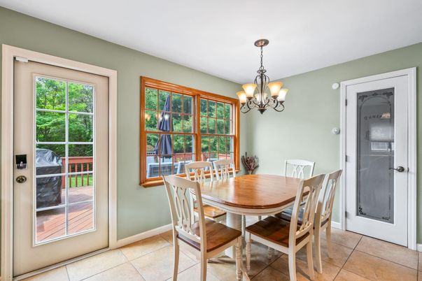 Chandelier, Dining room, Interior