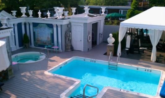 Exterior, Pool