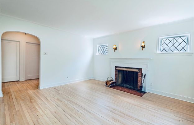 Empty room, Fireplace, Interior, Wood Texture Flooring