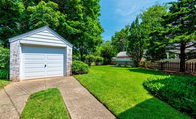 Backyard, Detached Garage, Exterior