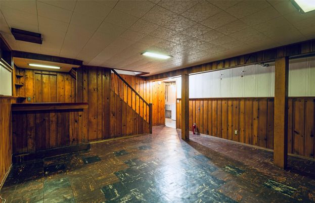 Interior, Wooden Walls