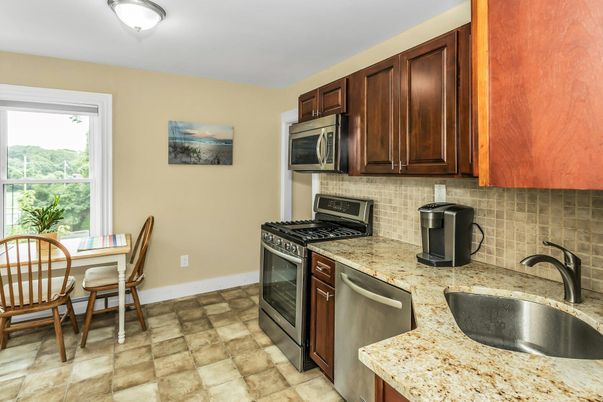 Dining room, Interior, Kitchen, Stainless Steel Appliances