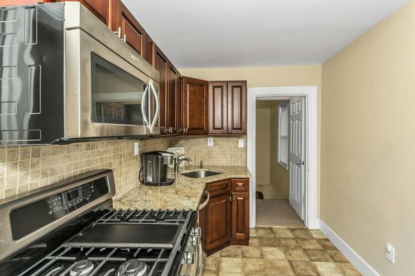 Interior, Kitchen, Stainless Steel Appliances