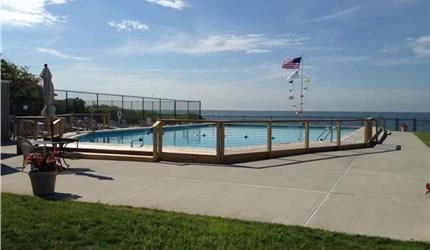 Exterior, Pool, Water