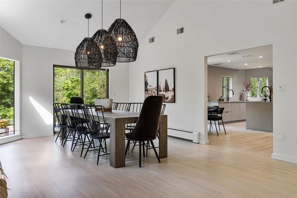 Chandelier, Dining room, Interior, Pendant Lights, Recessed Lighting, Wood Texture Flooring
