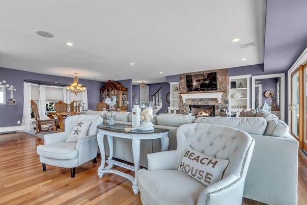 Chandelier, Dining room, Fireplace, Interior, Living room, Recessed Lighting, Wood Texture Flooring