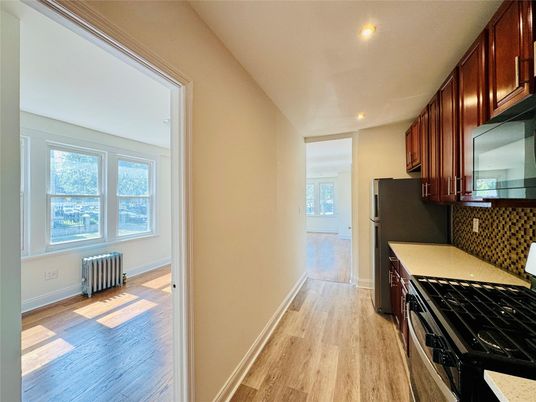 Interior, Kitchen, Recessed Lighting, Wood Texture Flooring