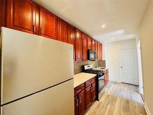 Interior, Kitchen, Recessed Lighting, Wood Texture Flooring