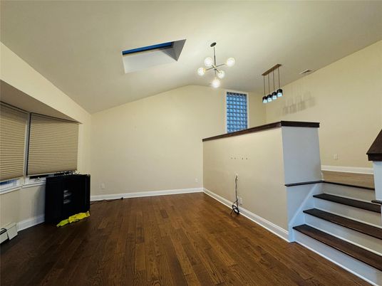 Interior, Pendant Lights, Wood Texture Flooring