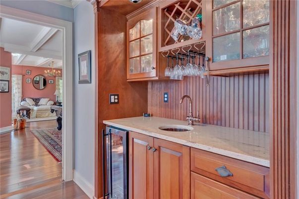 Chandelier, Interior, Kitchen, Living room, Wood Texture Flooring