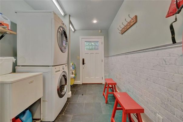 Interior, Recessed Lighting, Stone Walls, Utility Closets, Washer