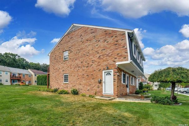 Exterior, Facade, Brick Facade, None