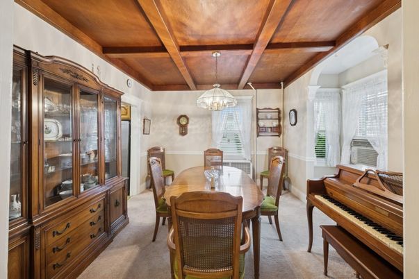 Chandelier, Dining room, Interior, Pendant Lights, Piano, Wooden Beams, Wooden Ceilings