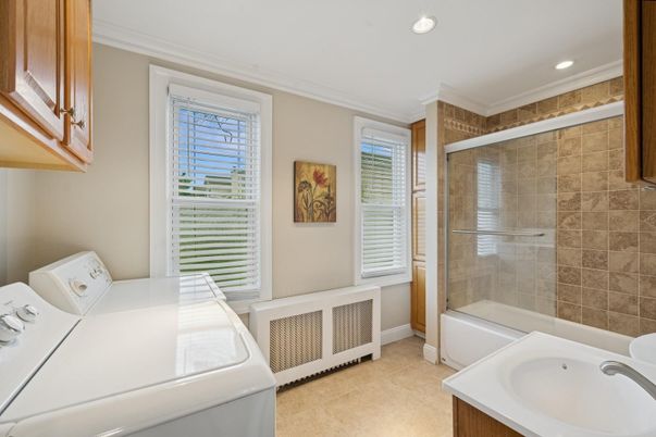 Bathroom, Glass Shower, Interior, Recessed Lighting, Washer