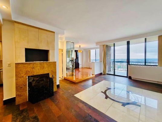 Fireplace, Interior, Water