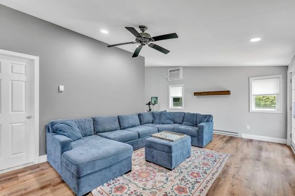 Interior, Living room, Recessed Lighting, Wood Texture Flooring