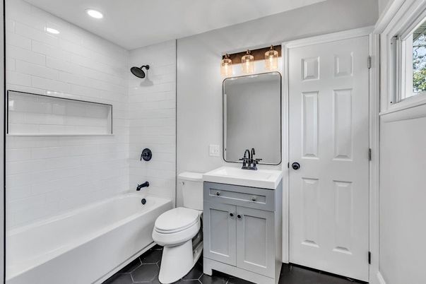 Bathroom, Interior, Recessed Lighting
