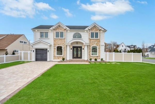 Attached, Backyard, Exterior, Facade, French Provincial