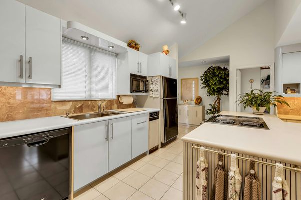 Interior, Kitchen, Recessed Lighting