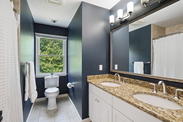 Bathroom, Dual Sink Vanities, Interior
