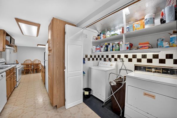 Interior, Washer
