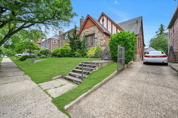 Exterior, Facade, Brick Facade, Tudor Revival