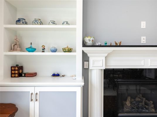 Fireplace, Interior