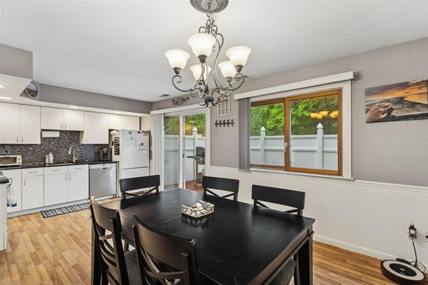 Chandelier, Dining room, Interior, Kitchen, Wood Texture Flooring