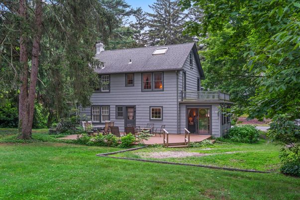 Backyard, Exterior, Facade, Queen Anne Victorian